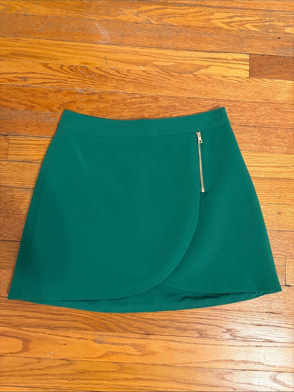 Alice + Olivia Emerald Green Wrap Mini Skirt with Gold Zip
